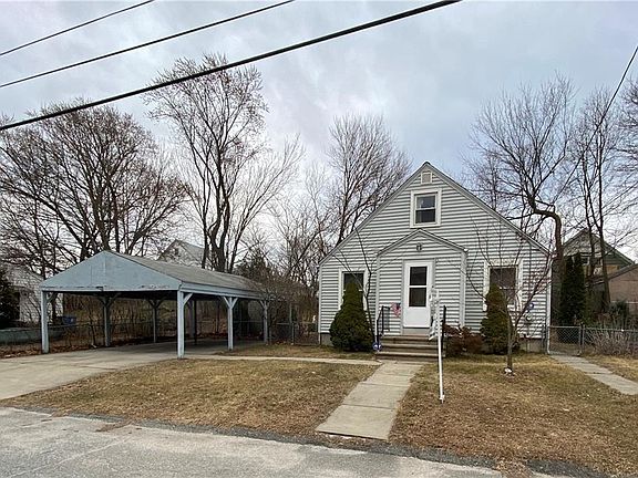 2nd image of 84 Berkley St