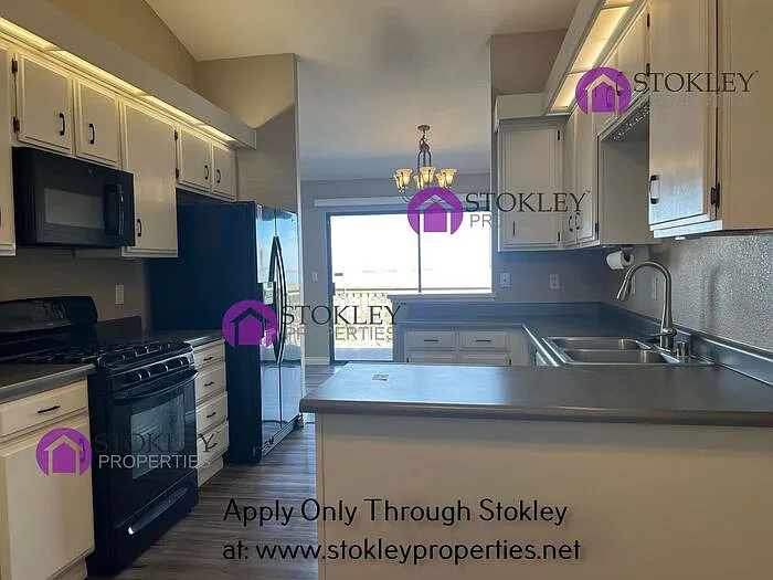 2 bed, 1.5 bath, 1206 sqft, $2,995 — Photo 4