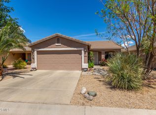 40 E Lupine Pl, San Tan Valley, AZ 85143