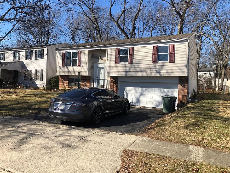 3016 Cortona Rd