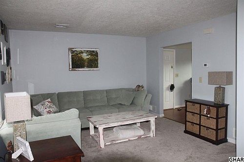 2nd image of 48 Glenview Cir