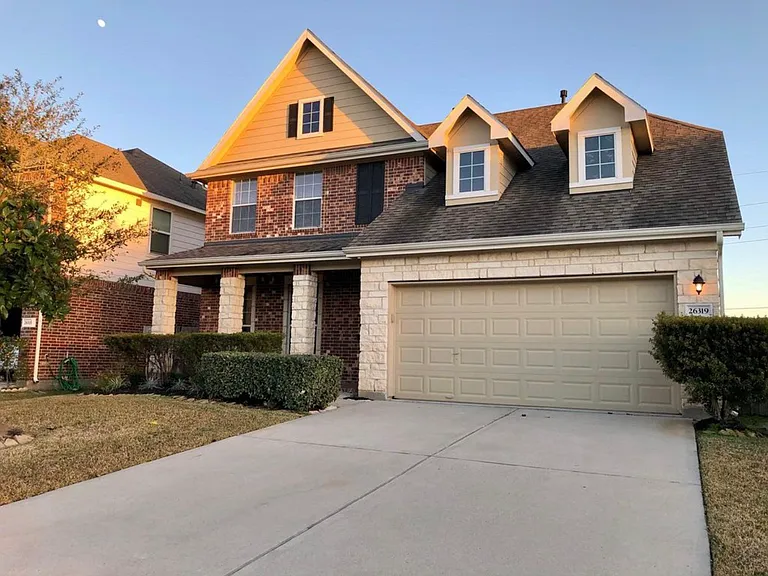 26319 Landover Hills Ln — Photo 1