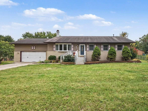 7144 W 275 N, La Porte, IN 46350
