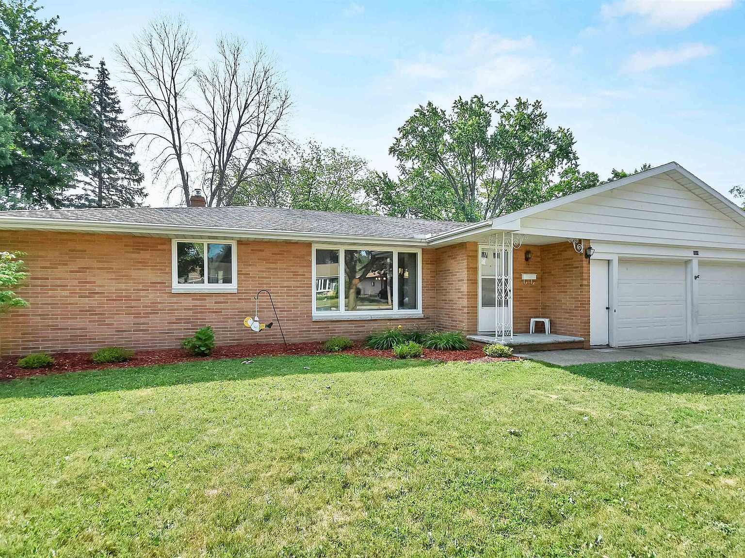 1519 Walls St, Green Bay, WI 54304 MLS 50277828 Zillow