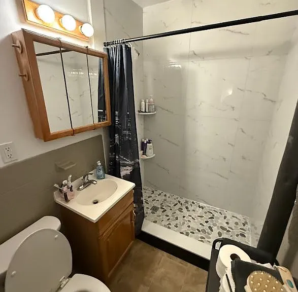 587 Beacon St #4 — Photo 6