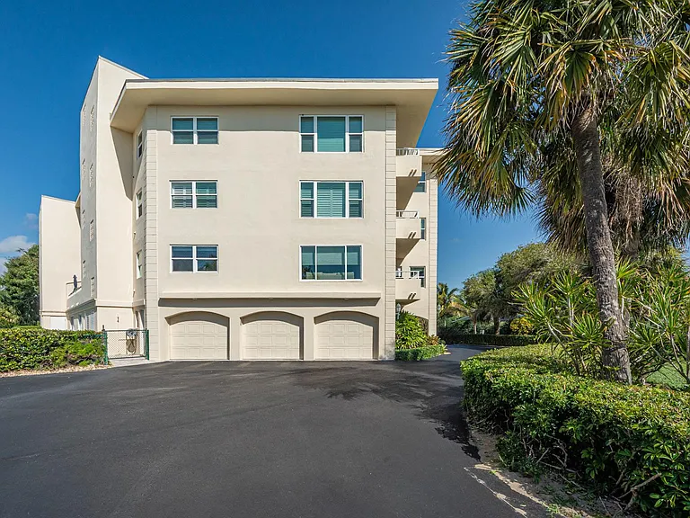 1715 Ocean Dr #3B — Photo 42