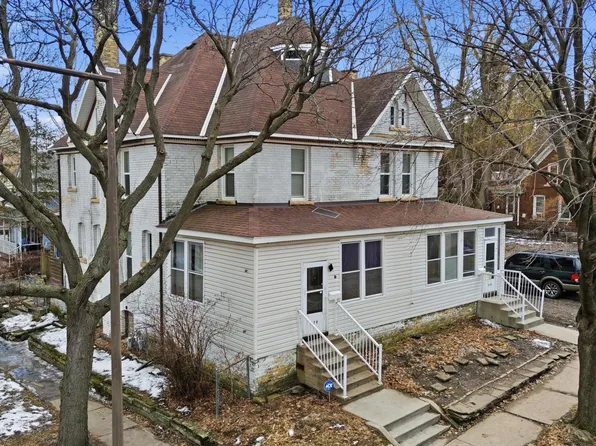 570 Hall Ave, Saint Paul, MN 55107