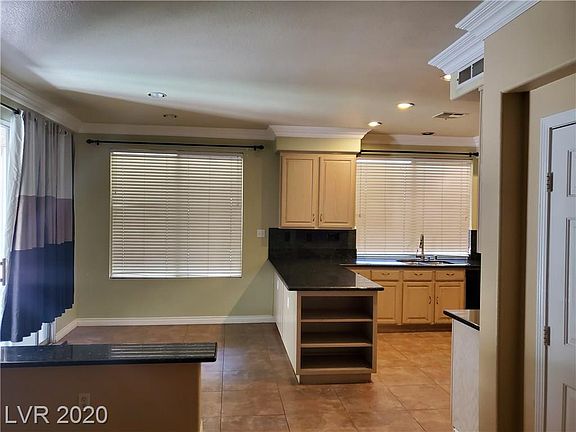 5th image of 8594 Lambert Dr