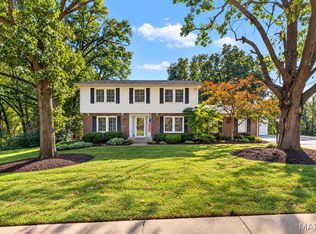 1608 Lynkirk Ln, Saint Louis, MO 63122