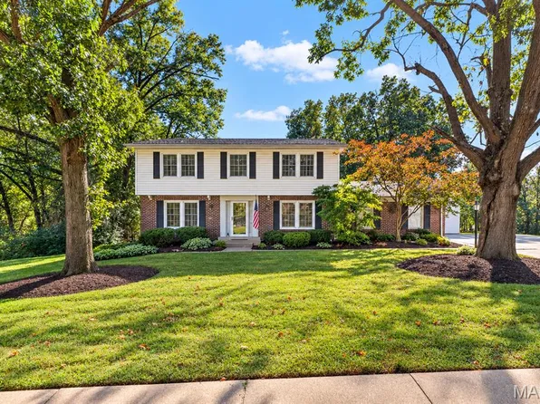 1608 Lynkirk Ln, Saint Louis, MO 63122