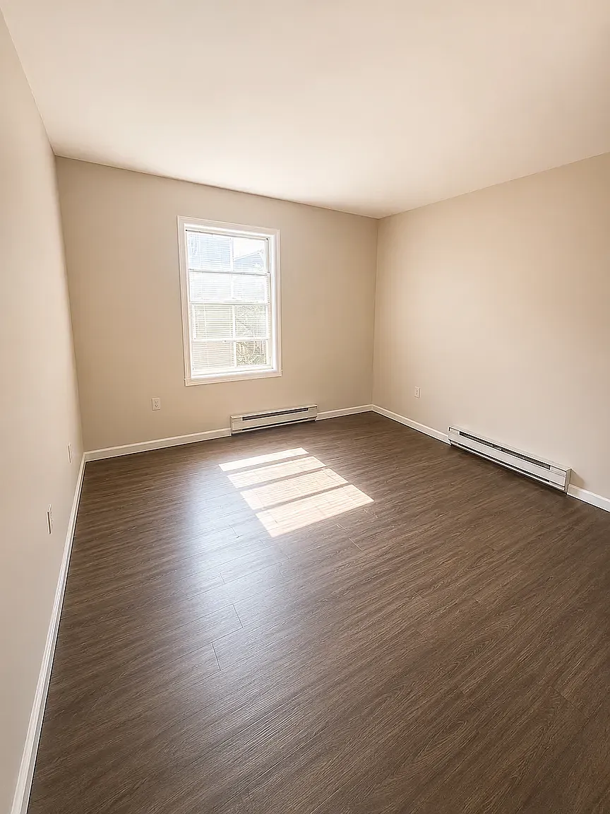 348 S 6th St, Newark, NJ 07103 I #2A — Photo 2