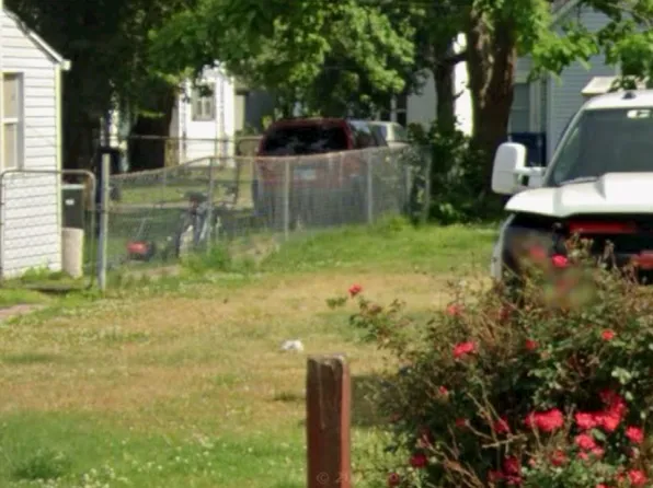 1441 4th Ave, Terre Haute, IN 47807