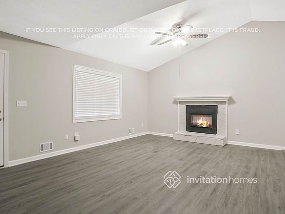 4th image of 1043 Coker Cir NW