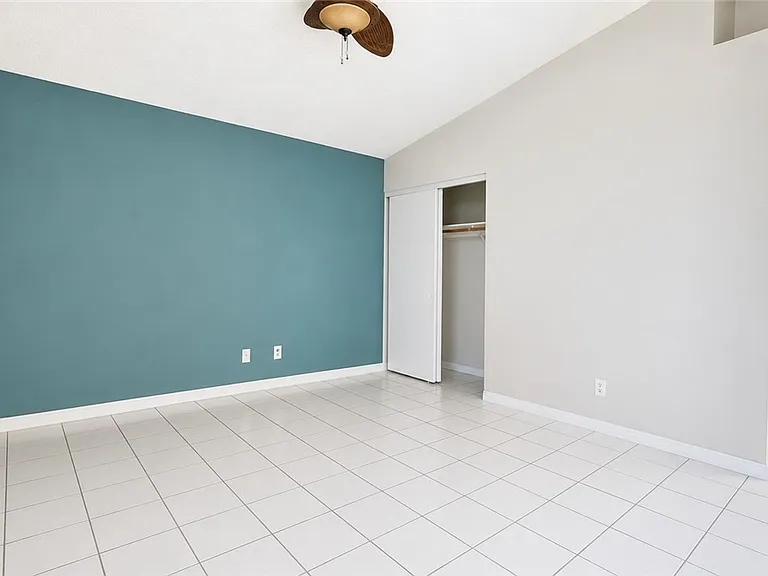 44 Fantasia Ln — Photo 6