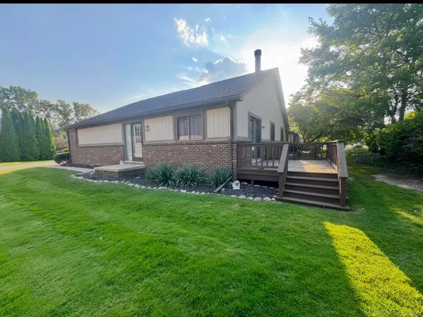 20543 Brandonwood Dr, Clinton Township, MI 48038