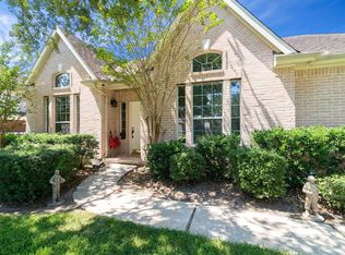 5131 Cove Crk, Cove, TX 77523
