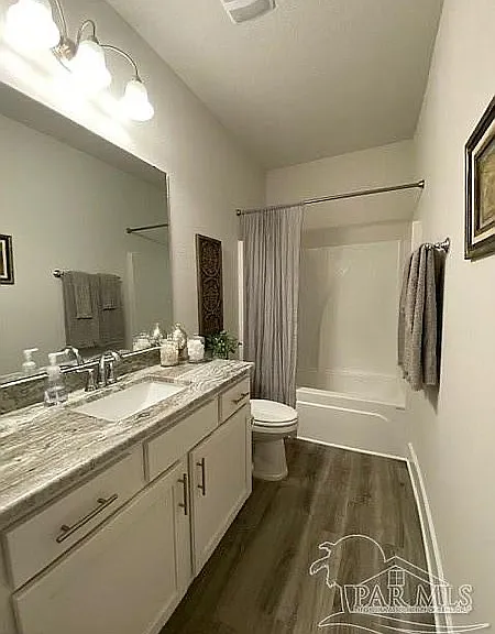 1878 Finch Ln — Photo 14