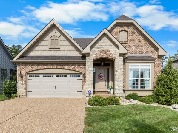 948 Grand Reserve Dr, Chesterfield, MO 63017