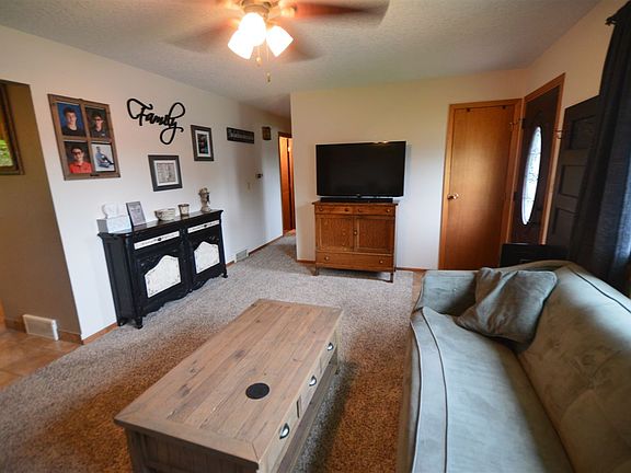 5th image of 310 Pawnee Dr