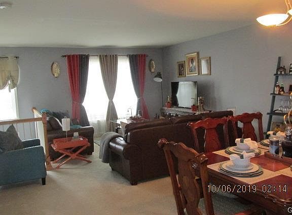 2nd image of 426 S Oak St