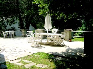 96 Interlaken Rd #2, Stamford, CT 06903