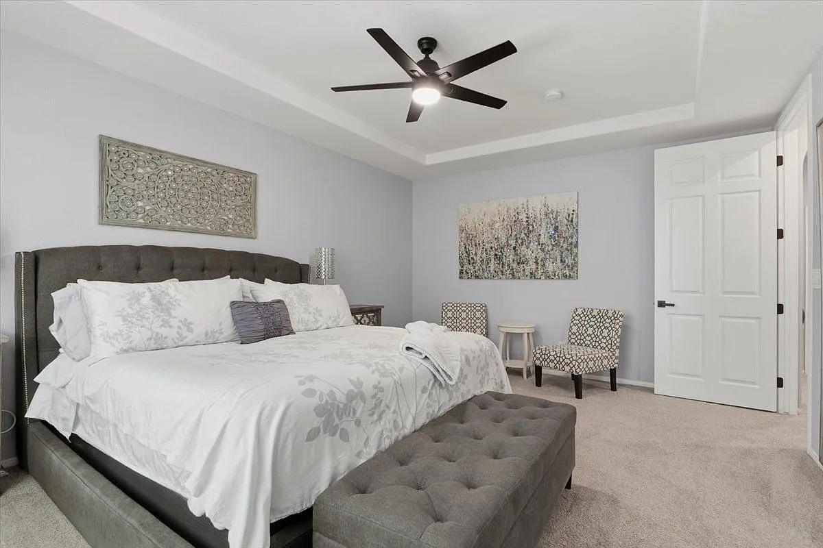 4 bed, 3.0 bath, 2461 sqft, $3,100 — Photo 4