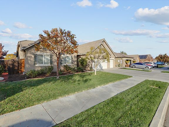 2nd image of 2706 W Newton Ct