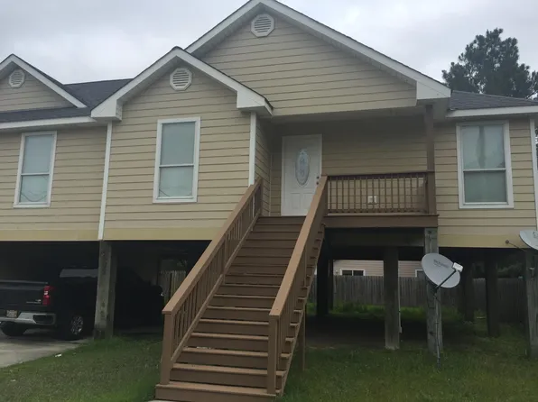 6198 W Desoto St, Bay Saint Louis, MS 39520