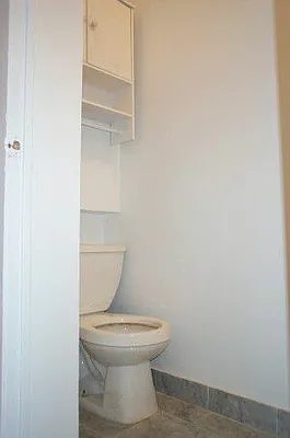 Rented by Tower Brokerage | media 19