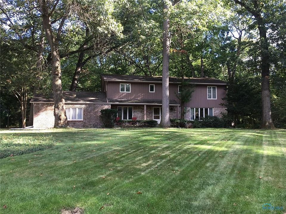 1st image of 515 Brownwood Ct