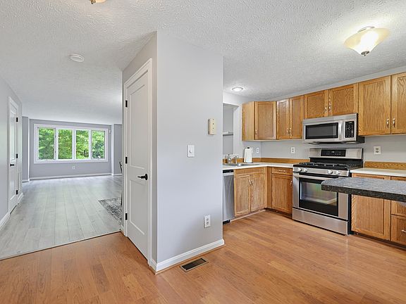 2nd image of 28 Swift Lane