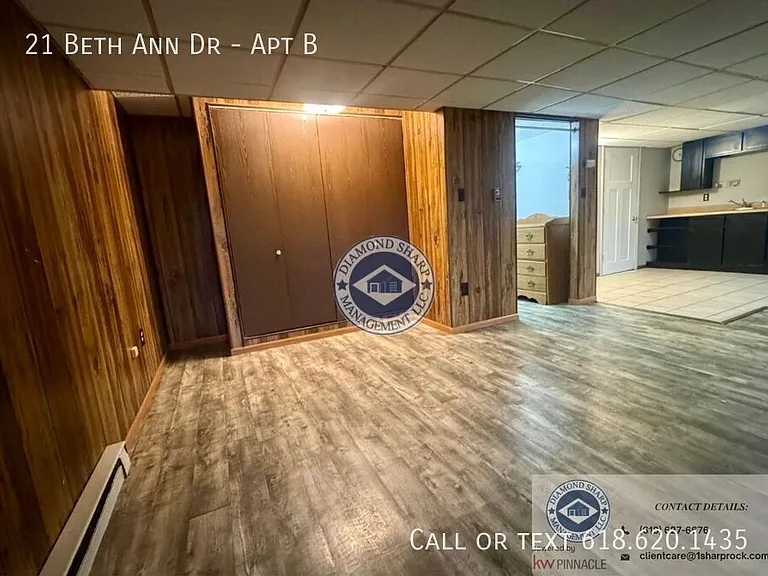 21 Beth Ann Dr #B — Photo 2