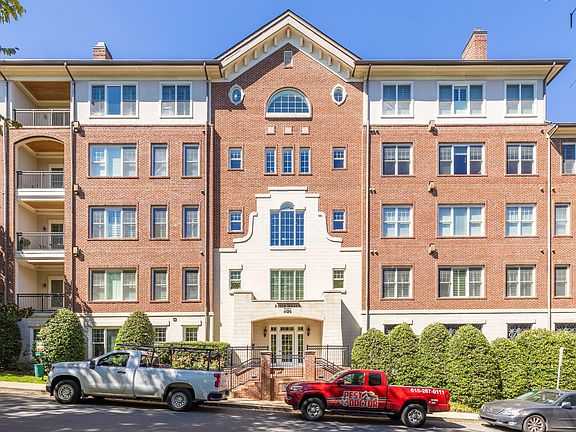 2nd image of 4120 Ridgefield Dr APT 312