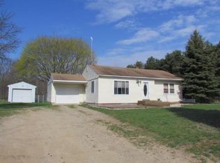 16761 Peach Ridge Ave NW, Kent City, MI 49330