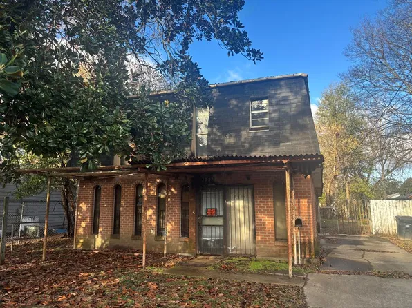 1033 S Delesseps St, Greenville, MS 38701