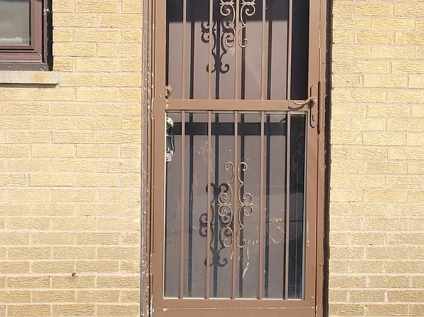 26 King Arthur Ct APT 2, Northlake, IL 60164