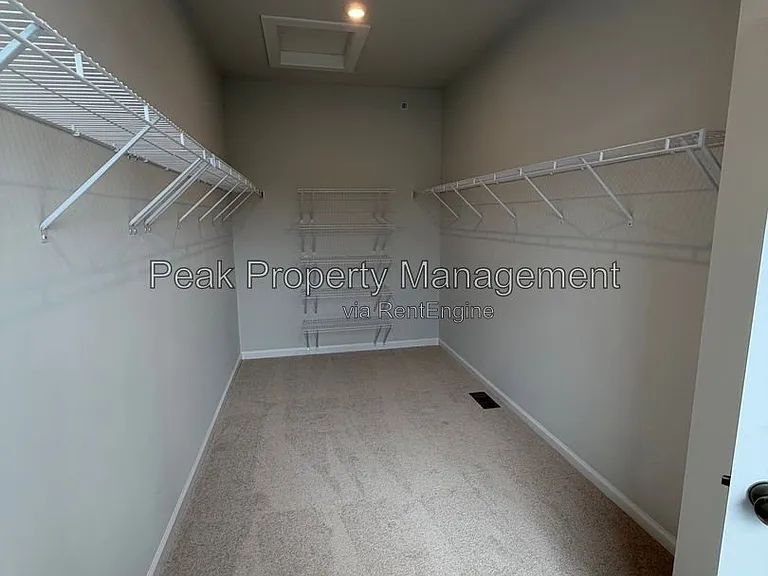227 Brattice Dr — Photo 25