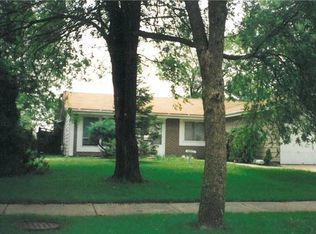 17 Shermead Rd, Montgomery, IL 60538