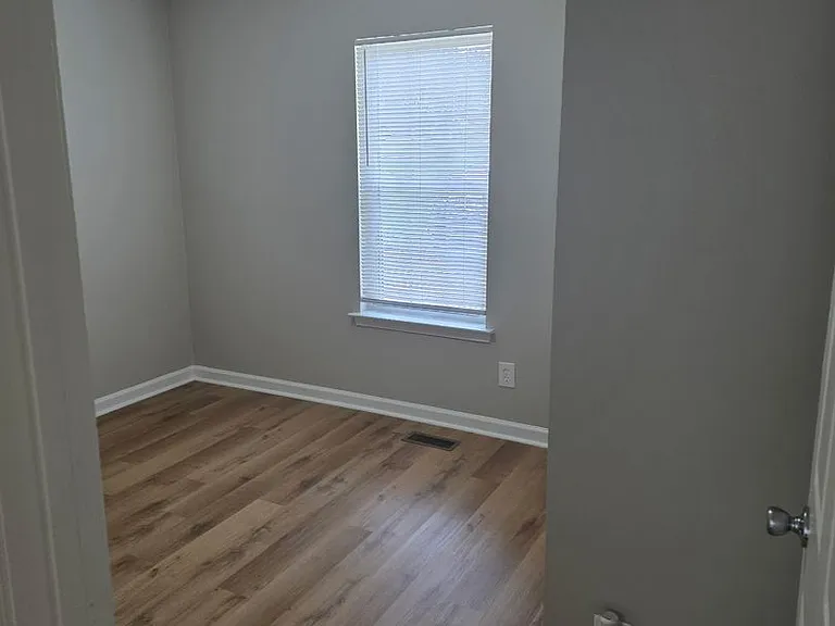 1118 Pyburns Pl — Photo 18