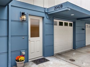 2042 Eastlake Ave E UNIT B, Seattle, WA