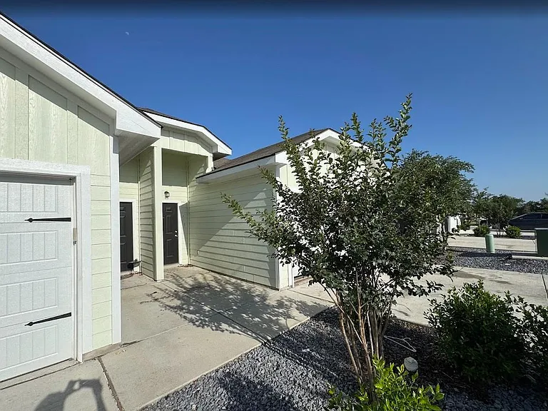 3414 Scott Cir — Photo 12