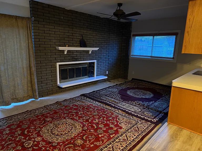 4651 Kingsley Dr — Photo 8