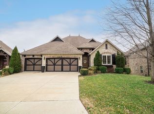 833 E Donegal Cir, Nixa, MO 65714