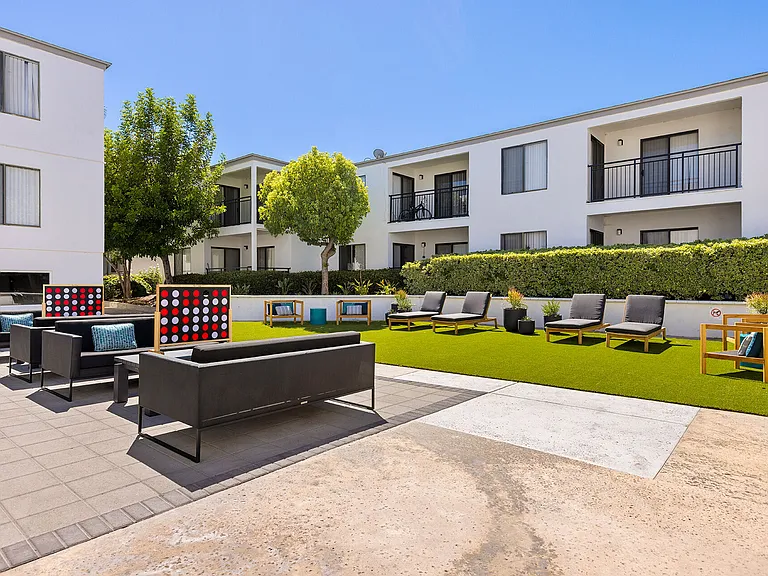 The Plaza at Canoga Park — Photo 16