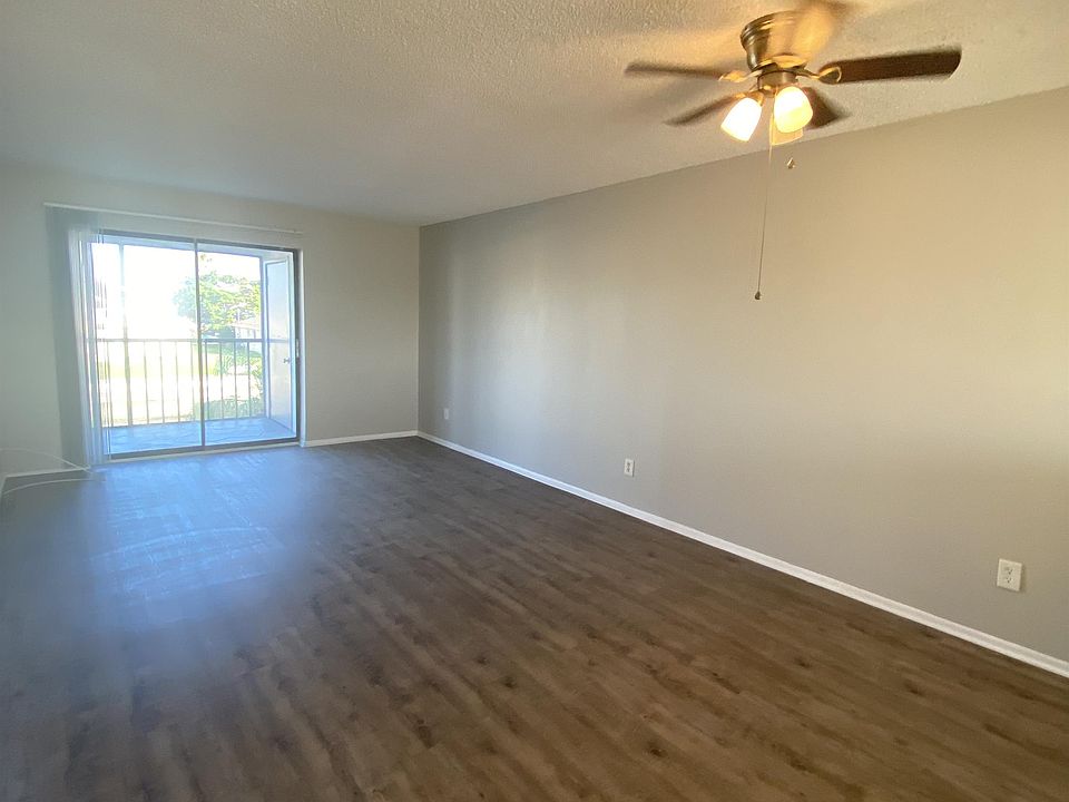 1st image of 619 SE 13th Ave APT C6