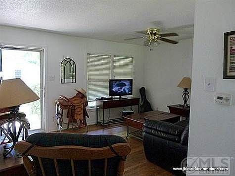 4th image of 3462 W Gambrell St
