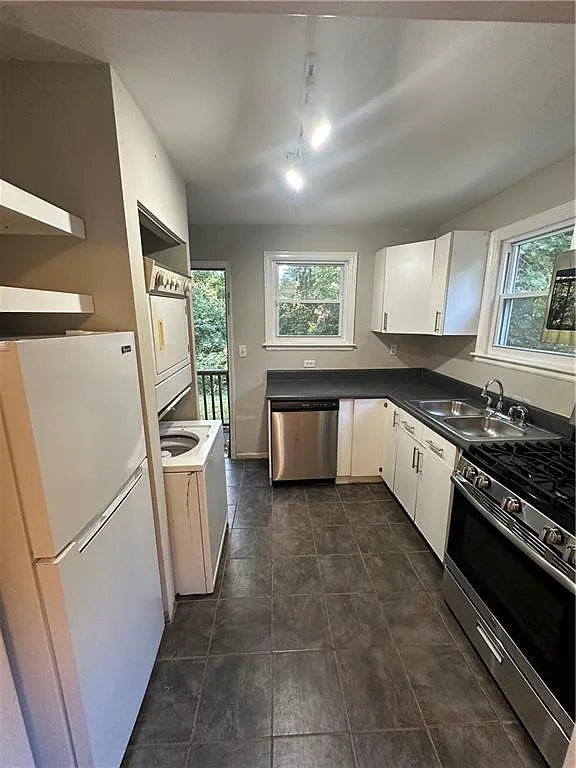2 bed, 1.0 bath, 1035 sqft, $1,500 — Photo 4