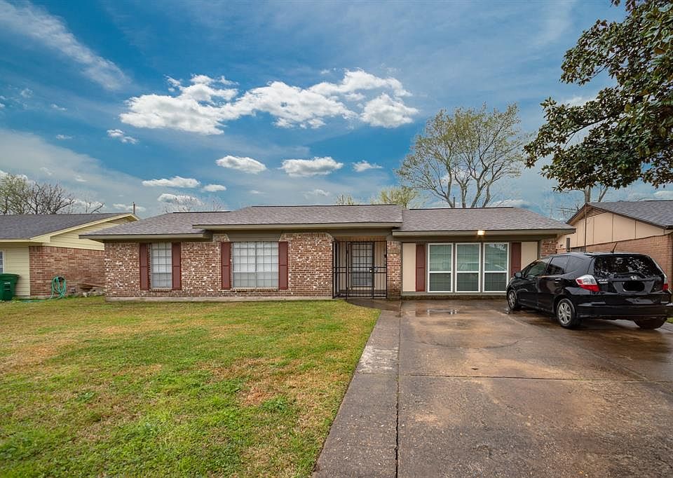 1st image of 1234 Sunny Dr
