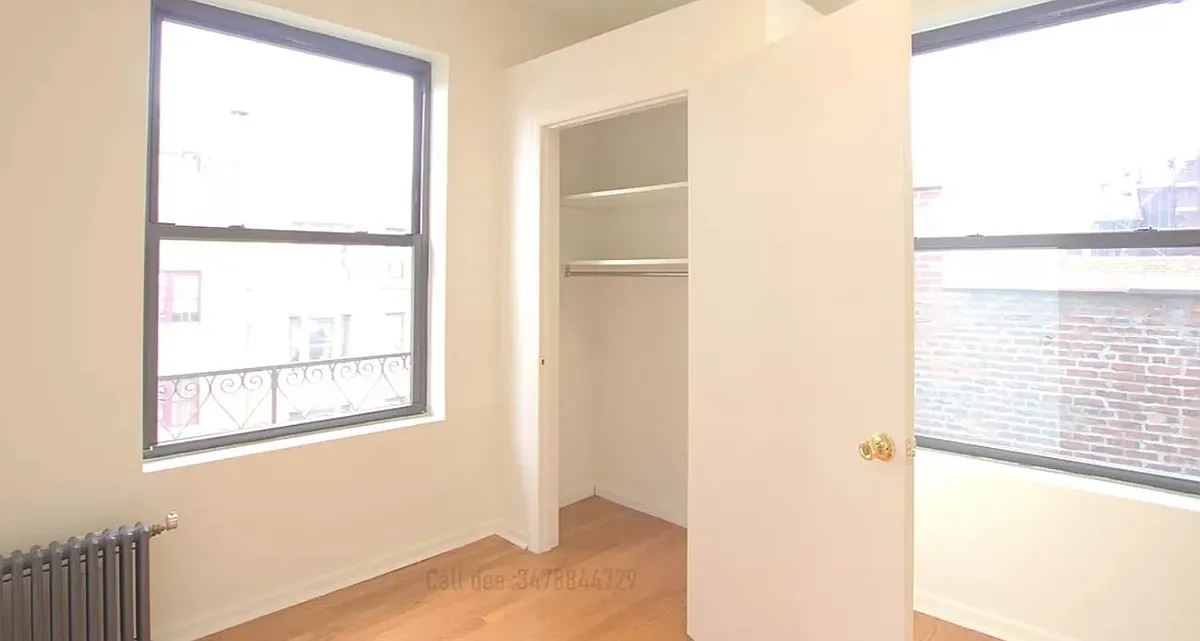 Building Photo - 201 W 108th St #28