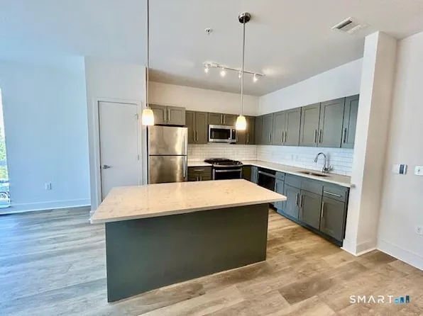 112A Southfield Ave #312, Stamford, CT 06902